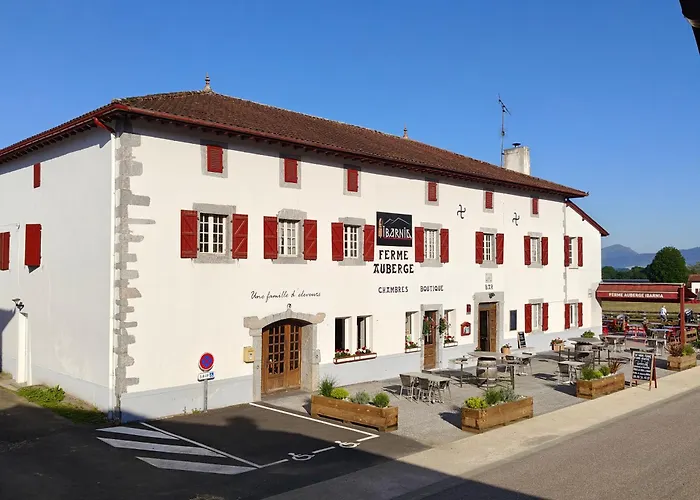 Ferme Ibarnia Hotel *